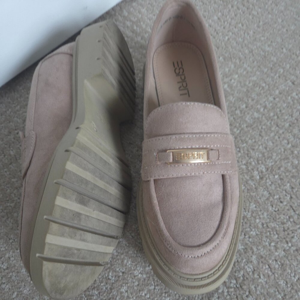 ESPRIT pink suede shoes